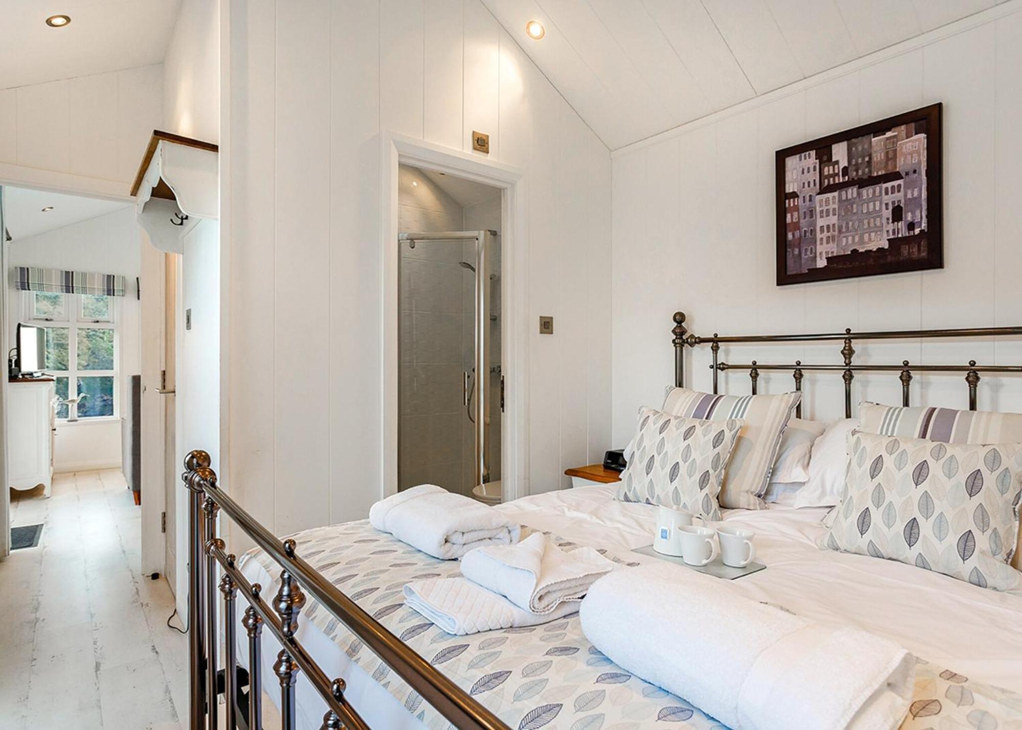 Beach Cove Coastal Retreat Ilfracombe Room photo
