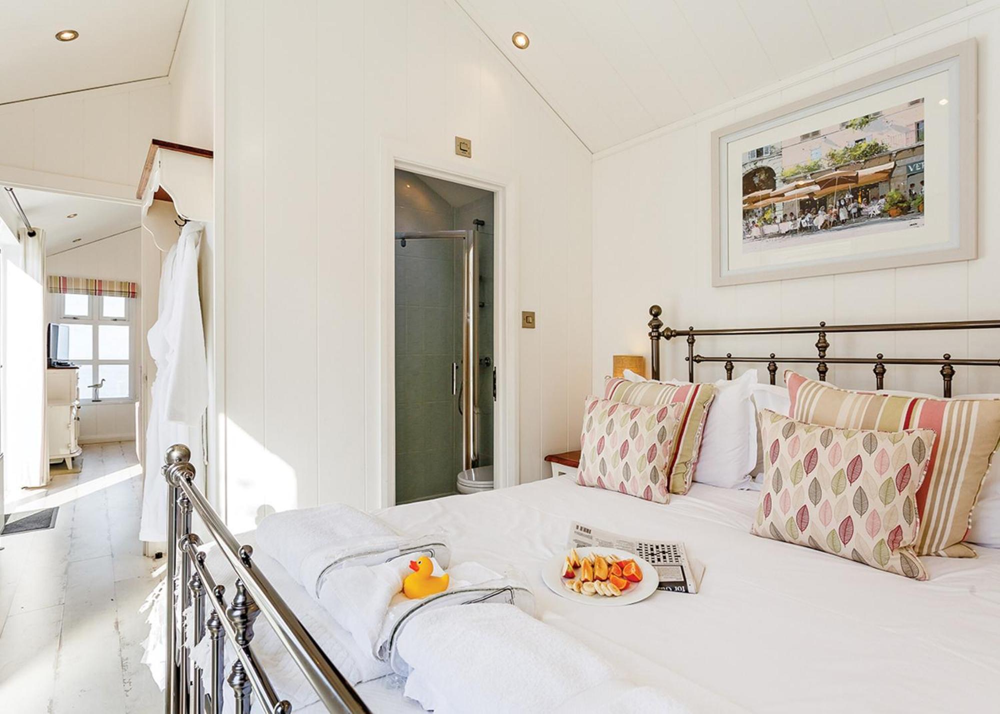 Beach Cove Coastal Retreat Ilfracombe Room photo